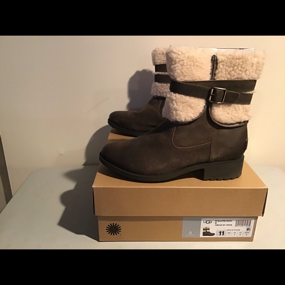 Olive green Ugg